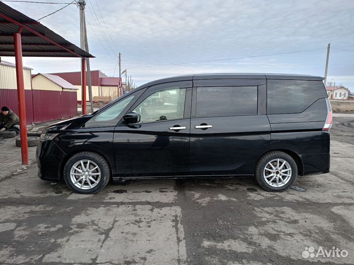 Nissan Serena 2.0 CVT, 2016, 158 000 км