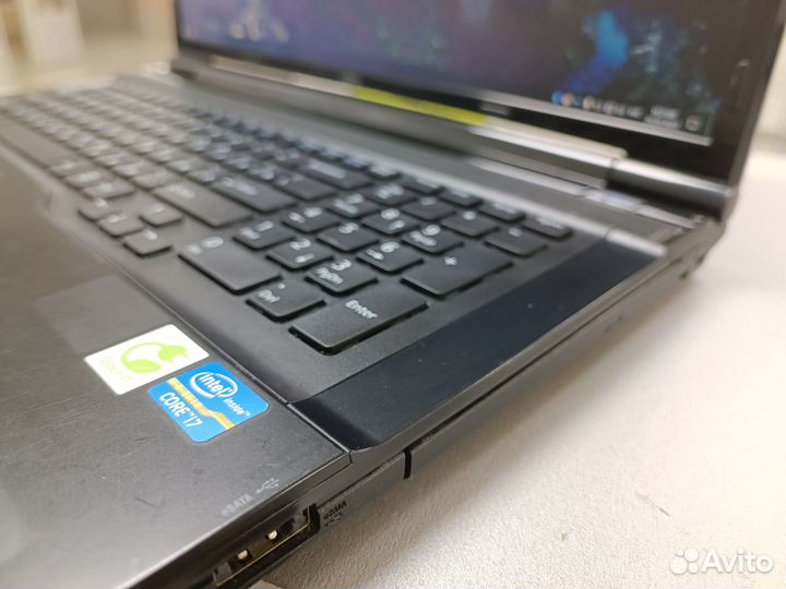 Мощный Full HD 17.3 Fujitsu i7/8g/SSD 256/hdd500