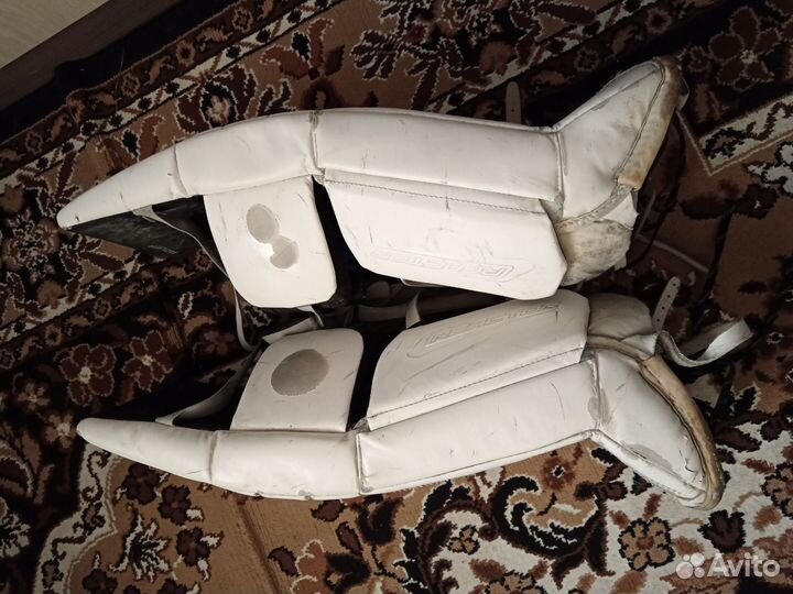 Вратарские щитки bauer