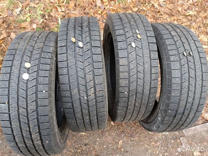 Pirelli Carrier 225/65 R17 19B