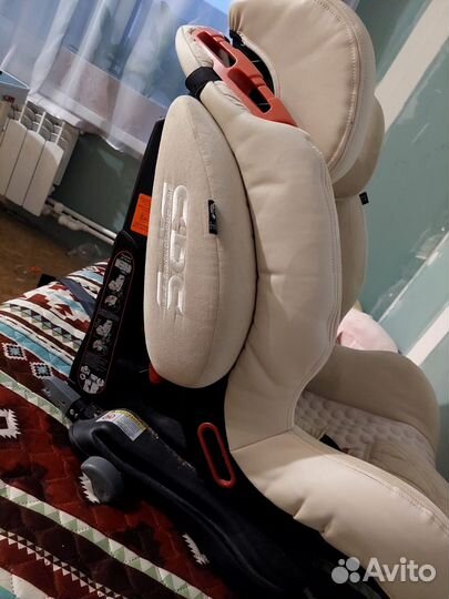 Детское автокресло
