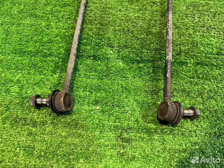 Линк передний Honda Vezel RU4 LEB 2013