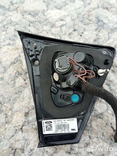 Фонарь Ford Kuga 2, светодиодный