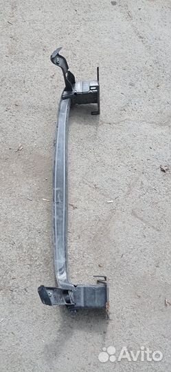 Усилитель переднего бампера skoda Kodiaq 2016 г