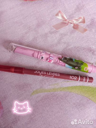 Блеск в виде сердца и карандаш Vivienne Sabo