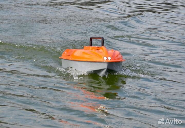 Прикормочный кораблик KubCarp 