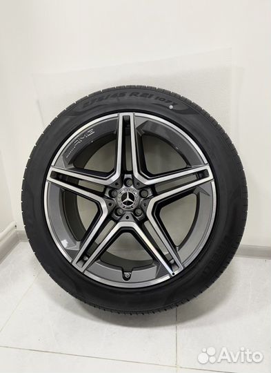 Mercedes-Benz GLS X167, Pirelli 275/45, 215/35 R21