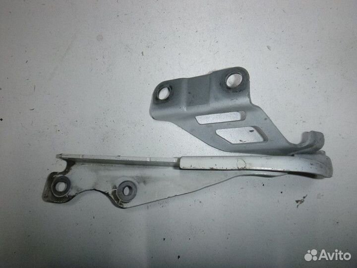 Петля капота левая mazda 3 (BM) 2013- 2016