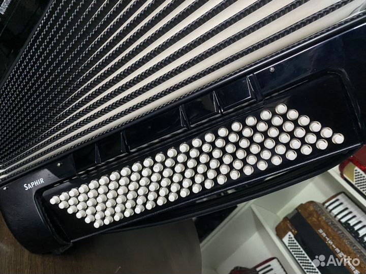 Аккордеон Weltmeister Saphir с гарантией