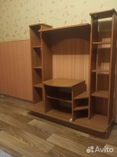 Тумба под телевизор бу стеклянная