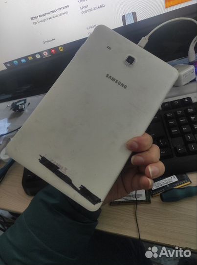 Samsung galaxy tab e 9.6 SM-T561N