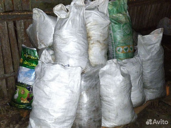 Навоз в мешках