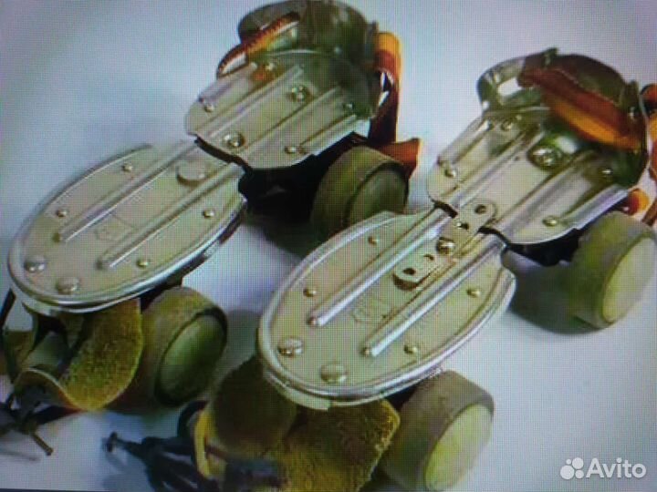 Коньки роликовые СССР