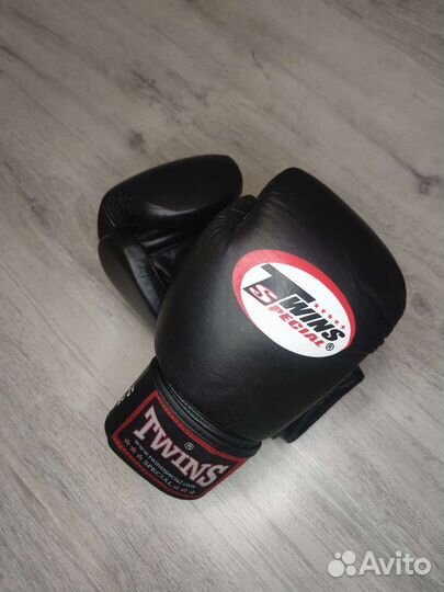 Кожаные Боксерские перчатки twins Таиланд