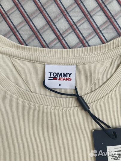 Футболка в рубчик Tommy Jeans новая оригинал