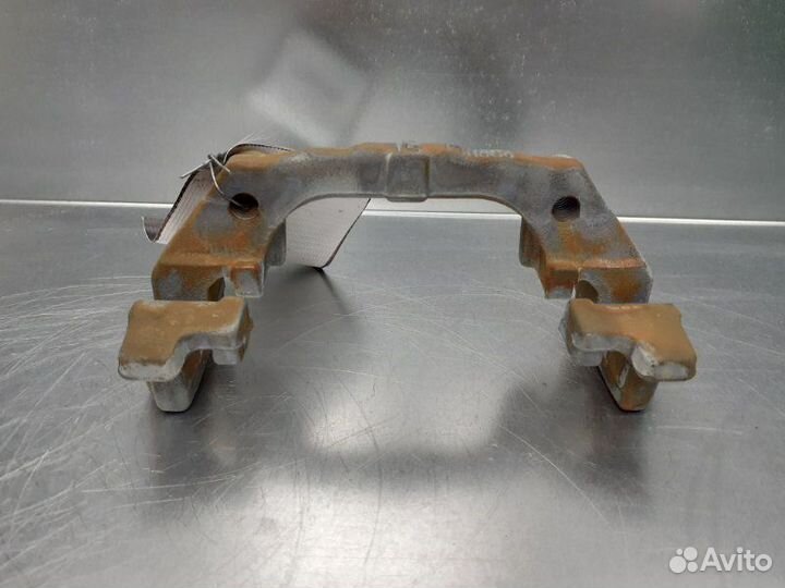 Скоба суппорта заднего Ford Focus 2 2005-2008