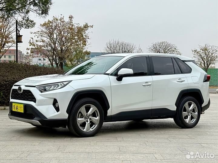 Toyota RAV4 2.0 CVT, 2021, 38 000 км