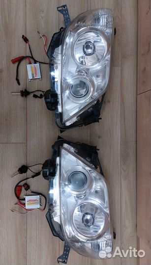 Блок фары на ланд крузер прадо 150 дорестайлинг