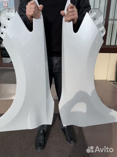 Оригинал Крыло на Toyota Camry V70