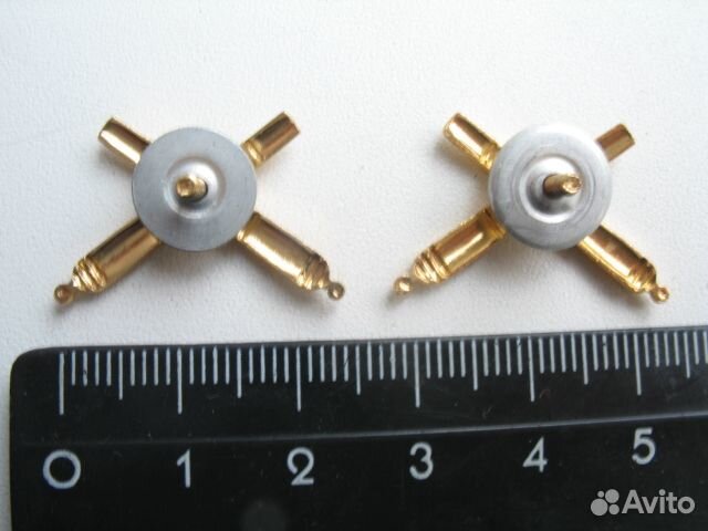 Эмблемы увеличенного размера артиллерии на погоны