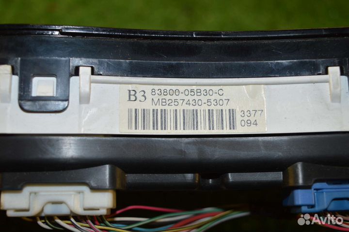 Панель приборов Toyota Avensis t250