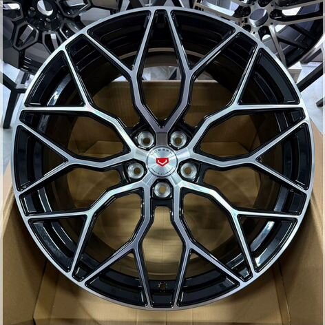 Литые диски Audi 8.5×R20 5×112