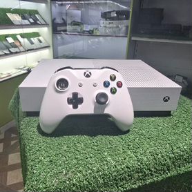 Приставка Xbox One S 1tb