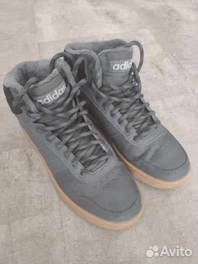 Кроссовки adidas