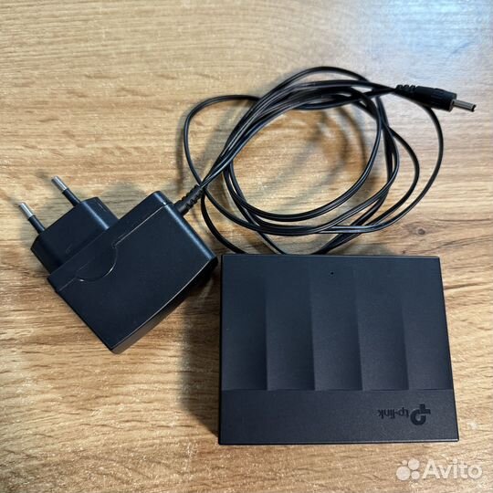 Коммутатор для интернета TP-Link LS1005G