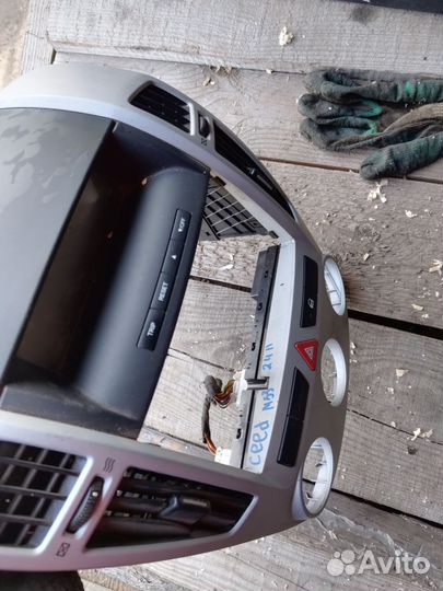 Центральная консоль kia ceed ed