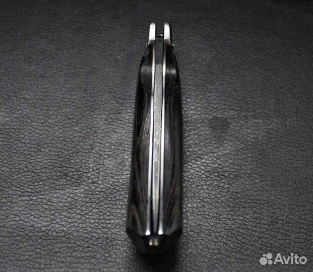 Складной нож из дамасской стали