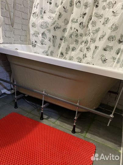 Ванна бу на каркасе 130см