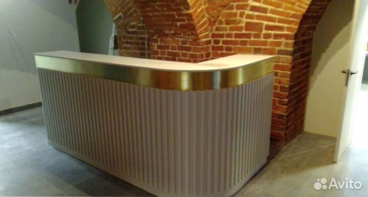 Стойка для аэропортов