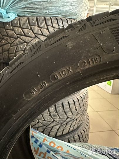 Michelin X-Ice North 4 245/40 R18 и 255/40 R18 99T