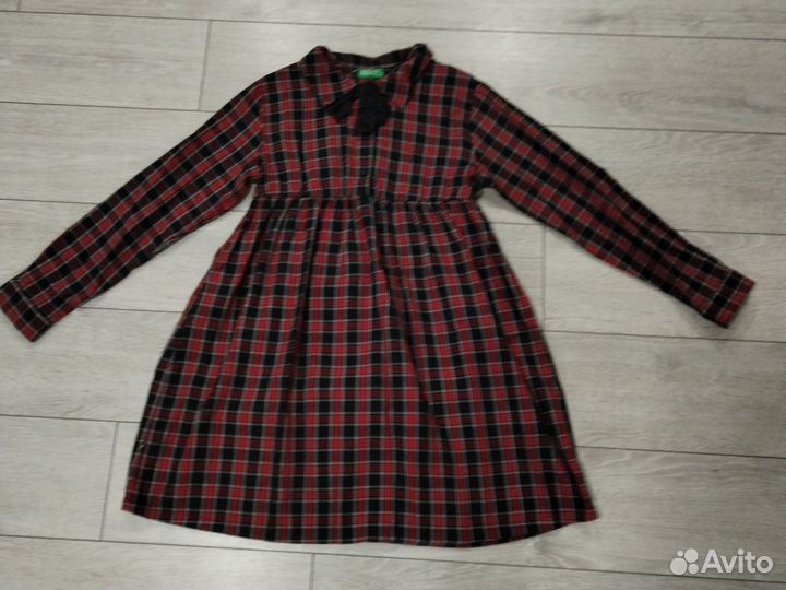 Платье benetton
