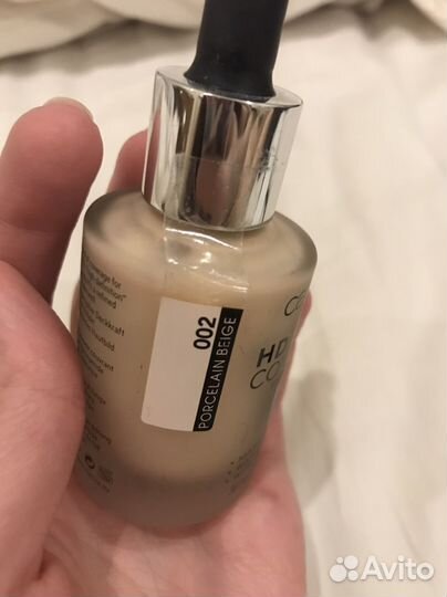 Тональный крем catrice