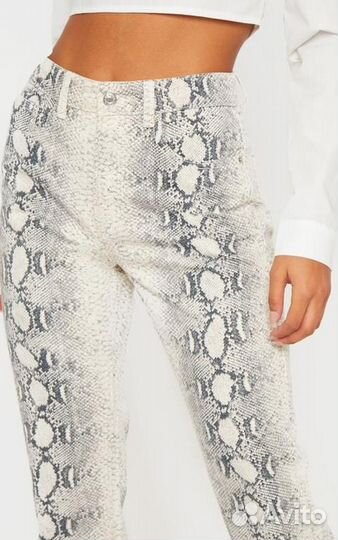 Джинсы змеиной раскраски Zara