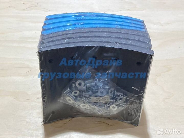 Комплект барабанных накладок BPW 19032 STD с заклё