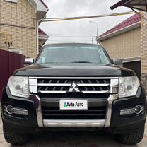 Mitsubishi Pajero 3.8 AT, 2017, 65 000 км, с пробегом, цена 3 300 000 руб.