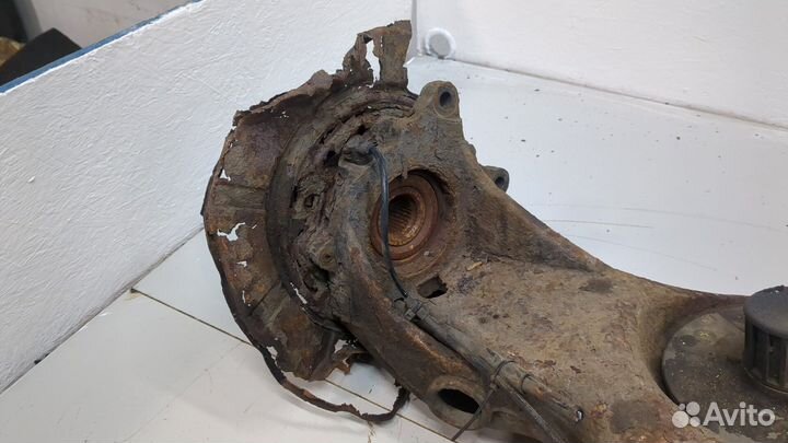 Ступица (кулак, цапфа) правая задняя Mercedes Vito W639, 2011