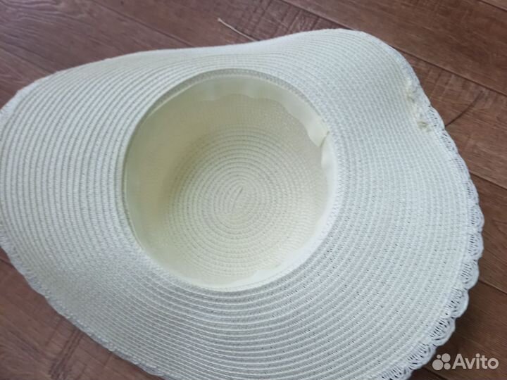 Новая летняя шляпка с полями широкими