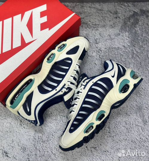 Кроссовки обувь синие Nike air max tailwind 4