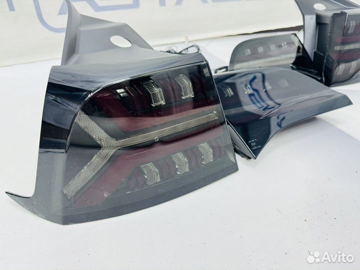 Задние фонари Tesla Model 3