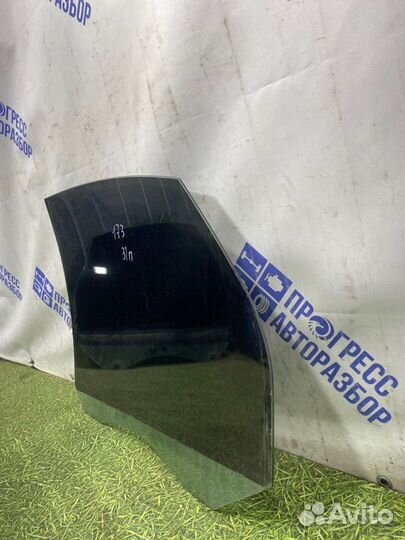 Стекло двери заднее правое Ford Focus 2 хэтчбек