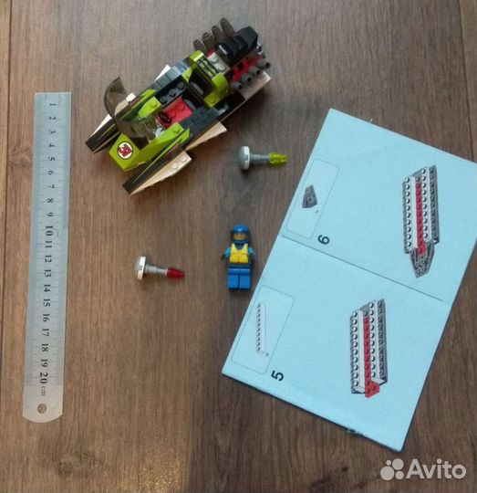 Lego City. Внутри 6 наборов. Обновлено