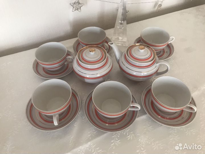 Сервызы Радиоволны чайный и кофейный