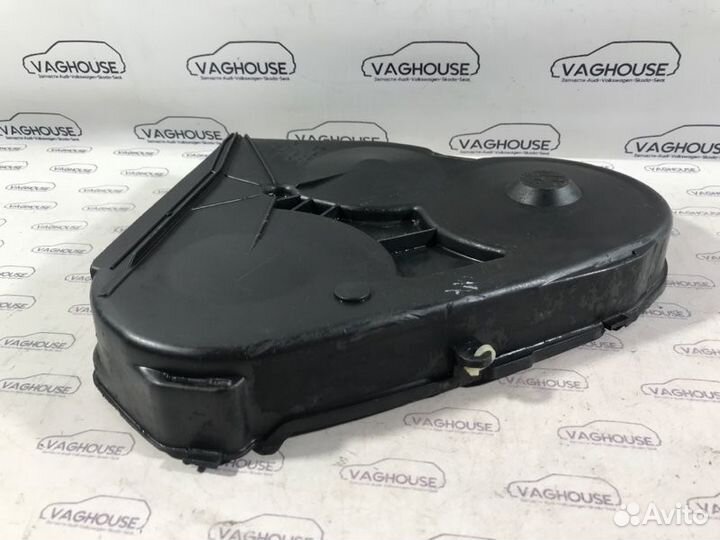 Крышка цепи грм Volkswagen Passat B3 1.6 TDI 1989