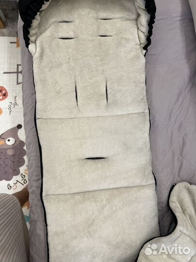 Зимний конверт в коляску bumbleride