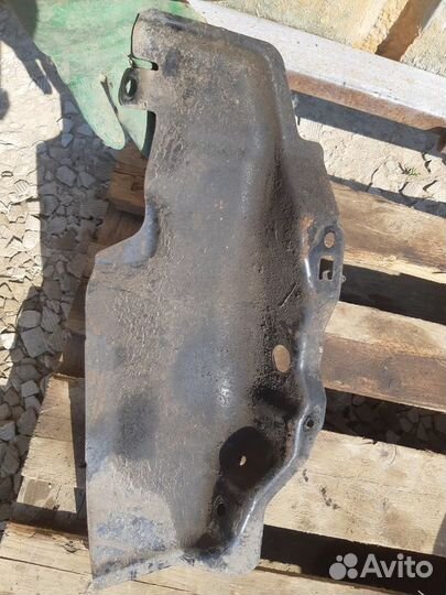 Защита днища Toyota Land Cruiser 200 4.5л 1VD-FTV