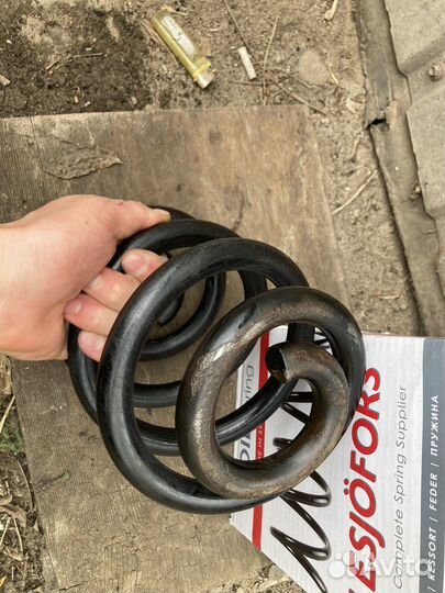 Пружина задняя усиленная T4